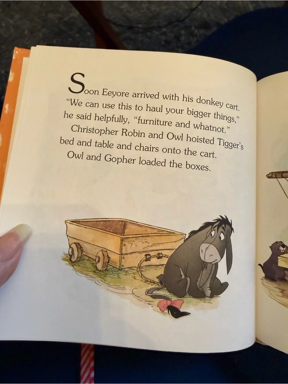 Children’s Hardcover Book Winnie the Pooh: Tigger's Moving Day